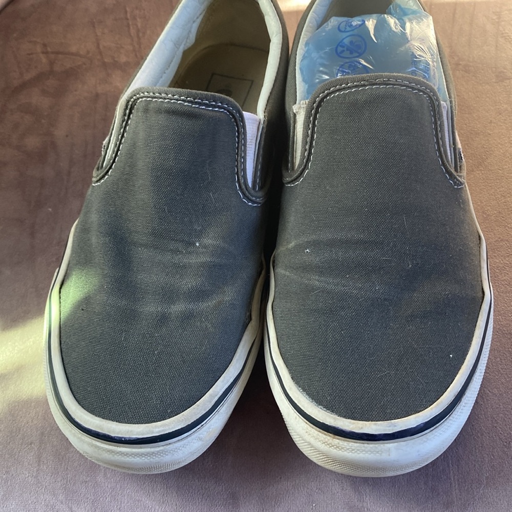 Basic Grey Vans - Picture 6 of 8